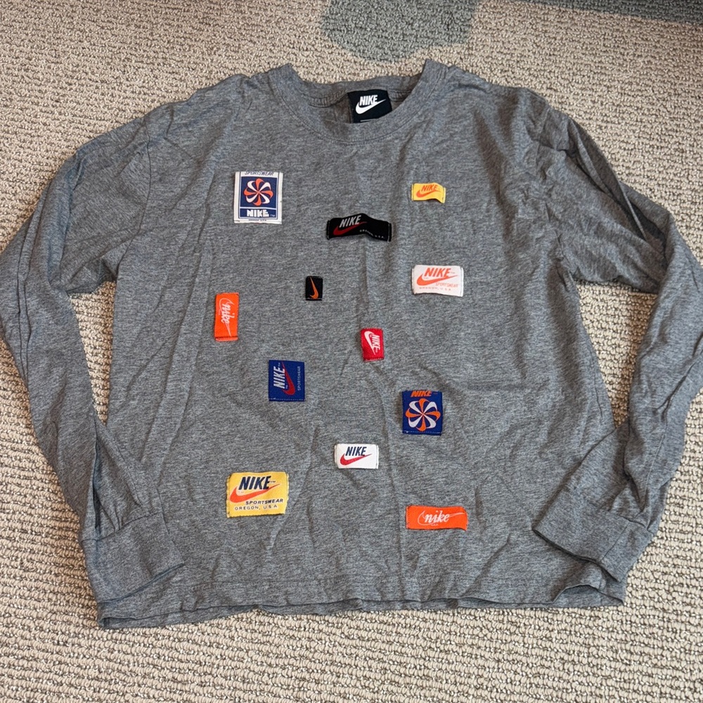 Gray And White Patchwork Sweatpants And Long Slee… - image 4